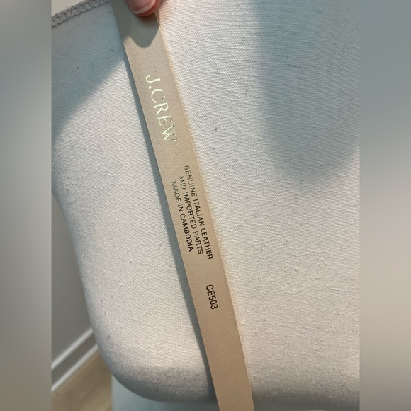 NWT J. Crew Thin Italian spazzolato leather belt cream with shiny Gold Buckle L - Picture 10 of 13